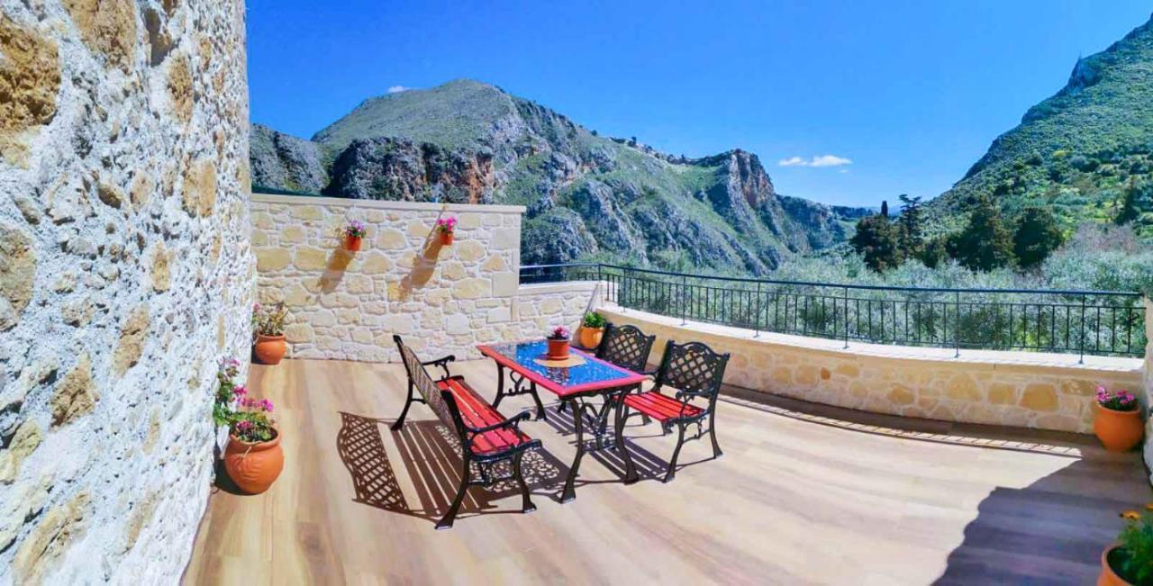 Villa Anastasia Luxe With Top Wifi, Bbq & Amazing Views Kissamos Bagian luar foto